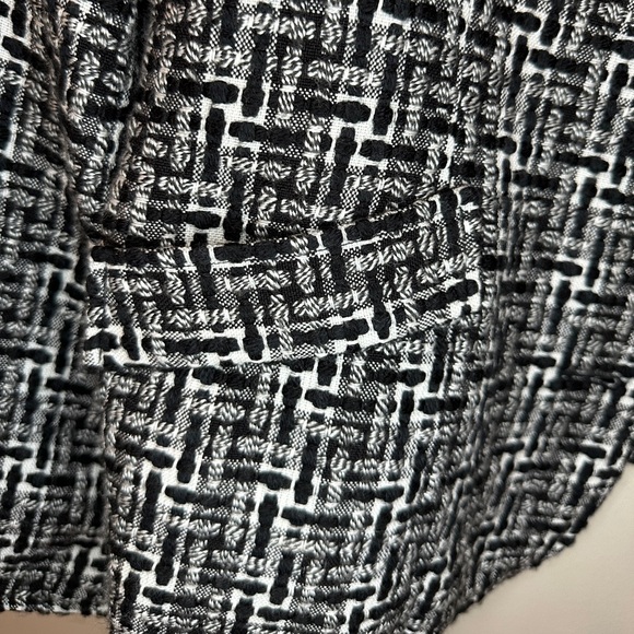 RQT Petite, women’s black and white jacket, size 14 petite - Picture 5 of 7